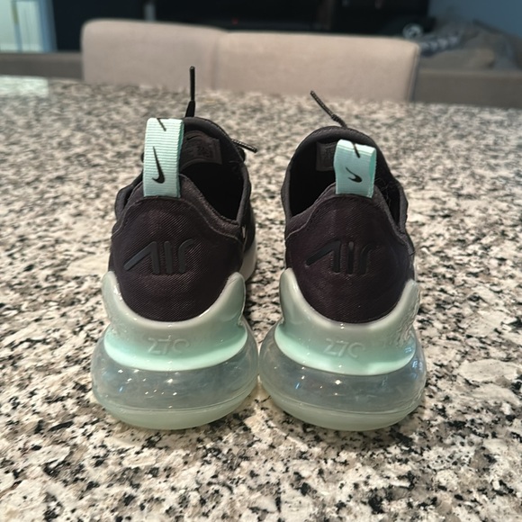 nike 270s - Picture 4 of 4